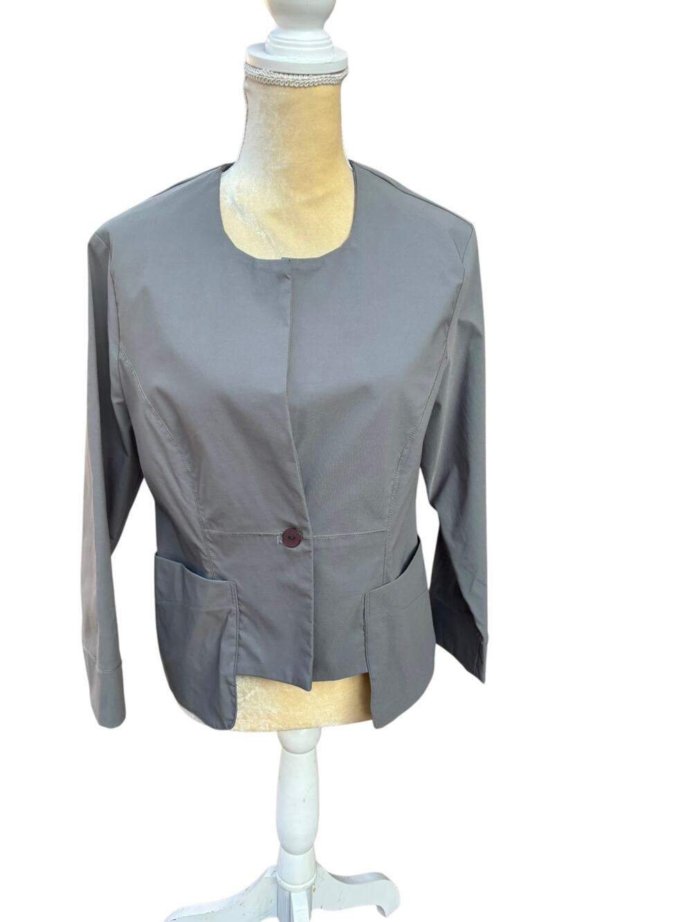 Porto SF Artsy Gray Jacket Blouse Top Size 3 Large US 10 Art to Wear Boutique